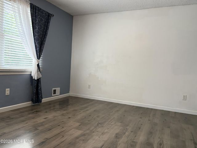 1046 Tammy Court, Brick, NJ 08724