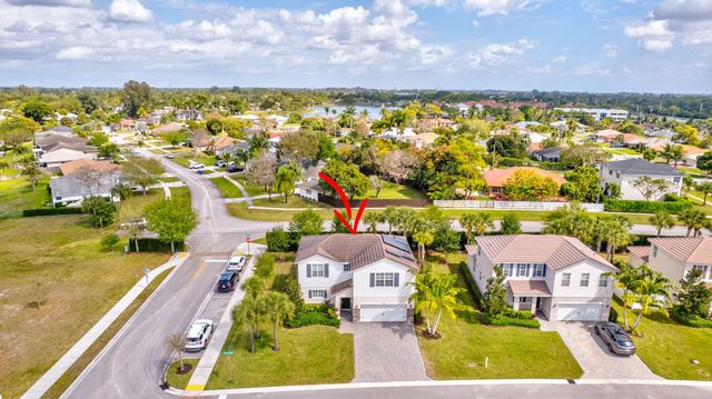 92 Palmetto Ln, Royal Palm Beach, FL 33411