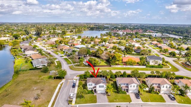 92 Palmetto Ln, Royal Palm Beach, FL 33411