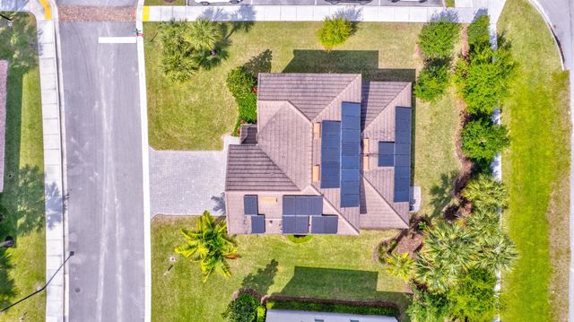 92 Palmetto Ln, Royal Palm Beach, FL 33411