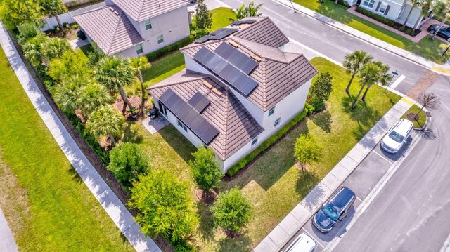 92 Palmetto Ln, Royal Palm Beach, FL 33411