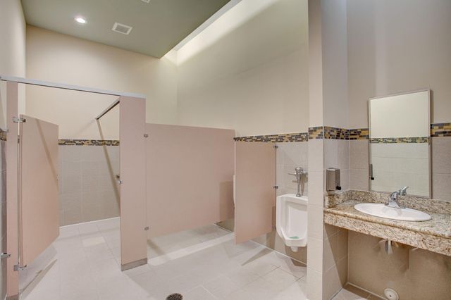 92 Palmetto Ln, Royal Palm Beach, FL 33411