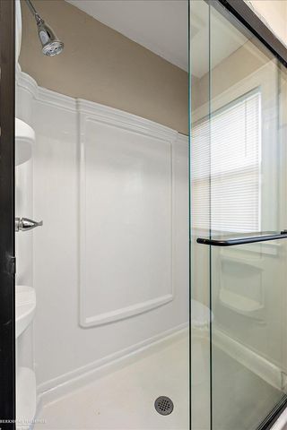 5741 Lakewood Street, Detroit, MI 48213