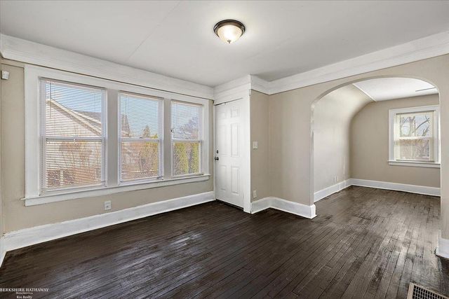 5741 Lakewood Street, Detroit, MI 48213