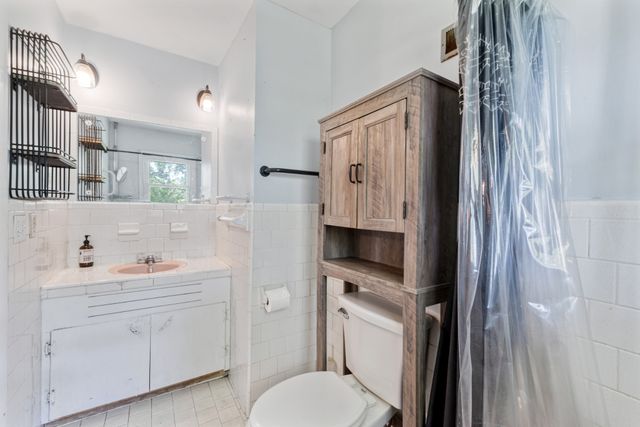 1833 Hillwood Dr, Fayetteville, TN 37334