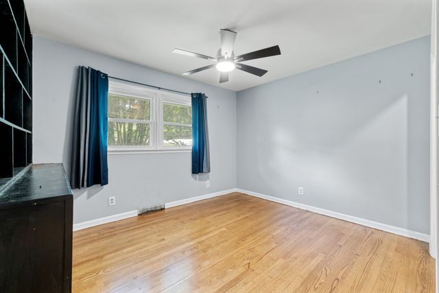 1833 Hillwood Dr, Fayetteville, TN 37334