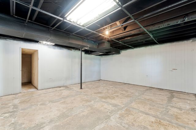 1833 Hillwood Dr, Fayetteville, TN 37334