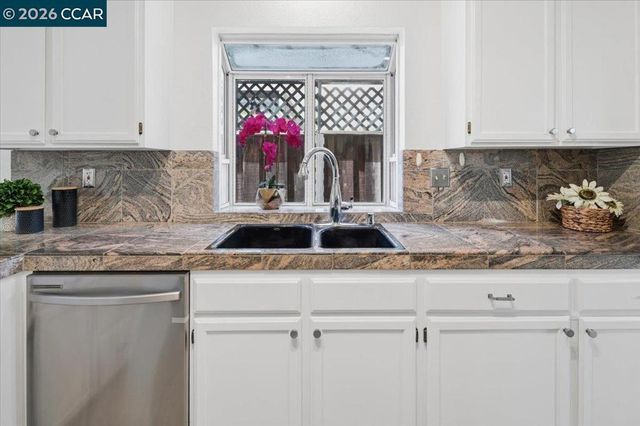 1324 Canyon Side Ave, San Ramon, CA 94582