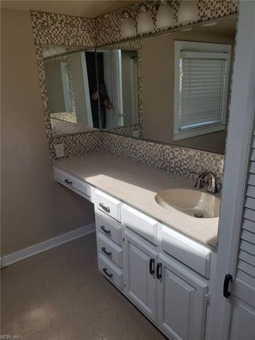 1433 Lakeside RD, Virginia Beach, VA 23455