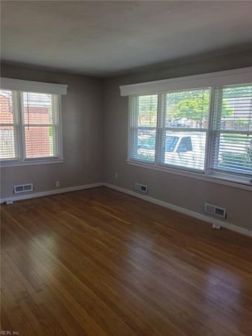 1433 Lakeside RD, Virginia Beach, VA 23455