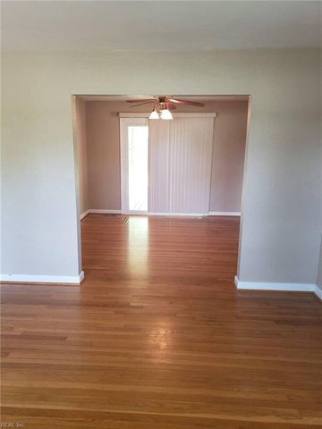 1433 Lakeside RD, Virginia Beach, VA 23455