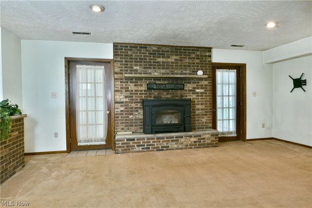 1278 Bristol Champion Townline Road NE, Bristolville, OH 44402