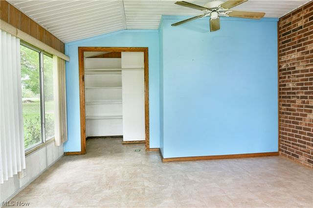 1278 Bristol Champion Townline Road NE, Bristolville, OH 44402