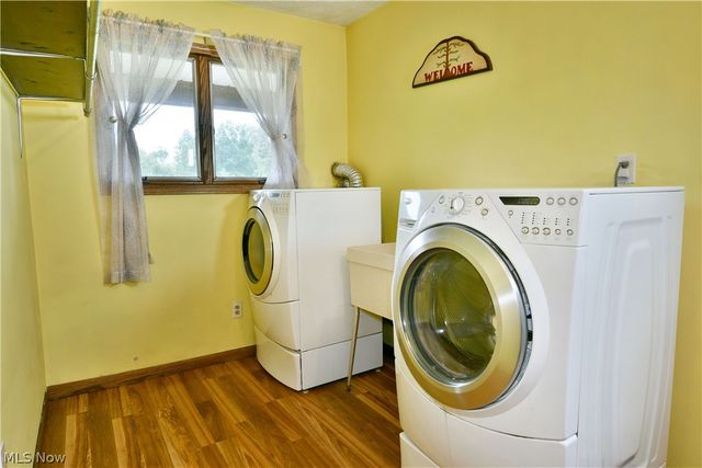 1278 Bristol Champion Townline Road NE, Bristolville, OH 44402