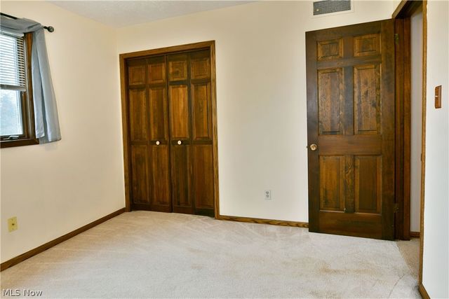 1278 Bristol Champion Townline Road NE, Bristolville, OH 44402