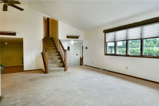 1278 Bristol Champion Townline Road NE, Bristolville, OH 44402