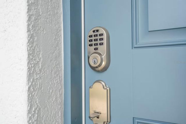 10437 EBB TIDE LANE, Orlando, FL 32821