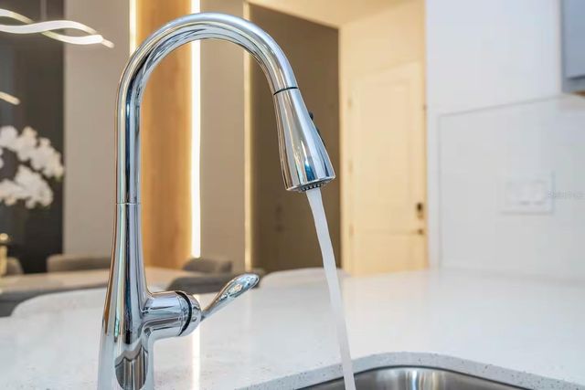 10437 EBB TIDE LANE, Orlando, FL 32821