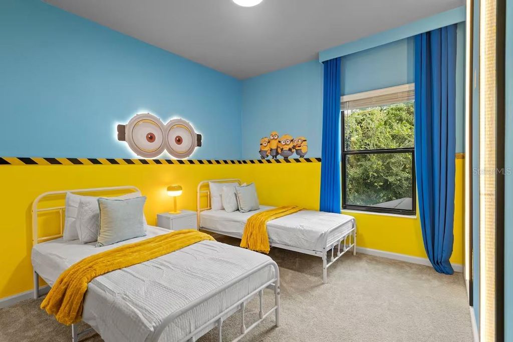 Image 15 of property listing at 10437 EBB TIDE LANE, Orlando, FL 32821