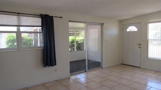 2211 EMORY AVENUE, Bradenton, FL 34207