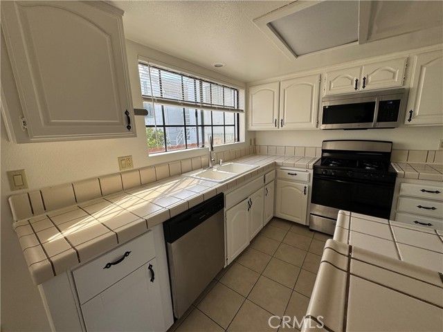 526 S Catalina Ave C, Redondo Beach, CA 90277