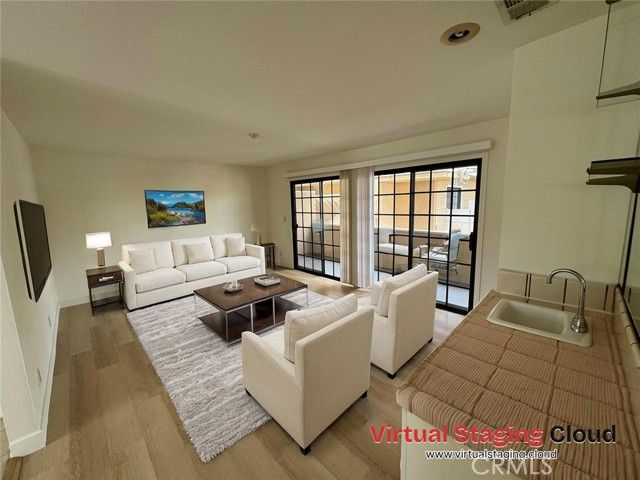 526 S Catalina Ave C, Redondo Beach, CA 90277