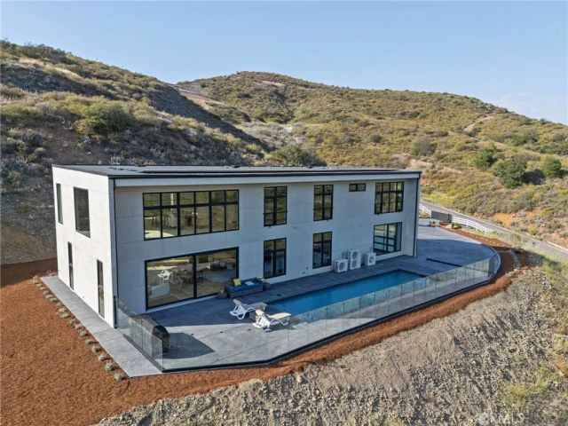 27937 Whisper, Temecula, CA 92590
