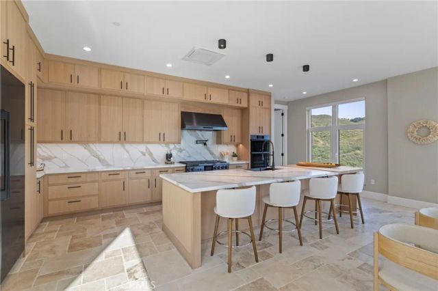 27937 Whisper, Temecula, CA 92590