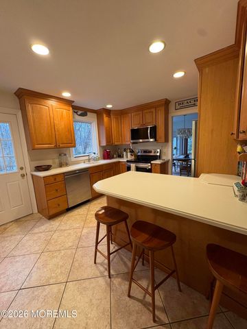 162 Queens Drive S, Little Silver, NJ 07739