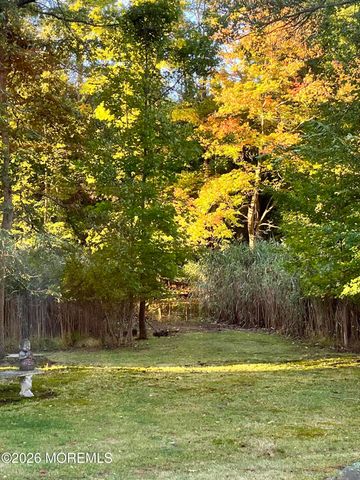 162 Queens Drive S, Little Silver, NJ 07739