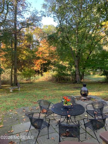 162 Queens Drive S, Little Silver, NJ 07739