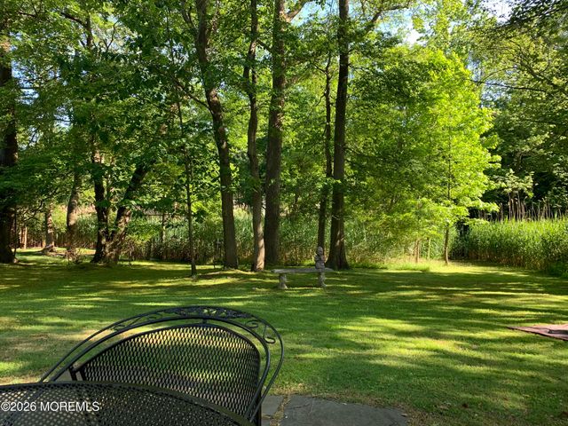 162 Queens Drive S, Little Silver, NJ 07739