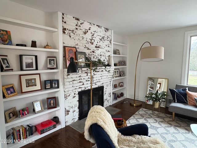 162 Queens Drive S, Little Silver, NJ 07739