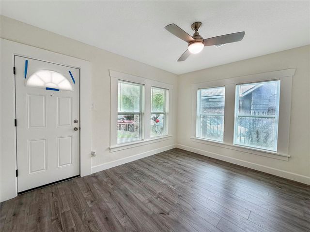6818 Avenue O, Houston, TX 77011