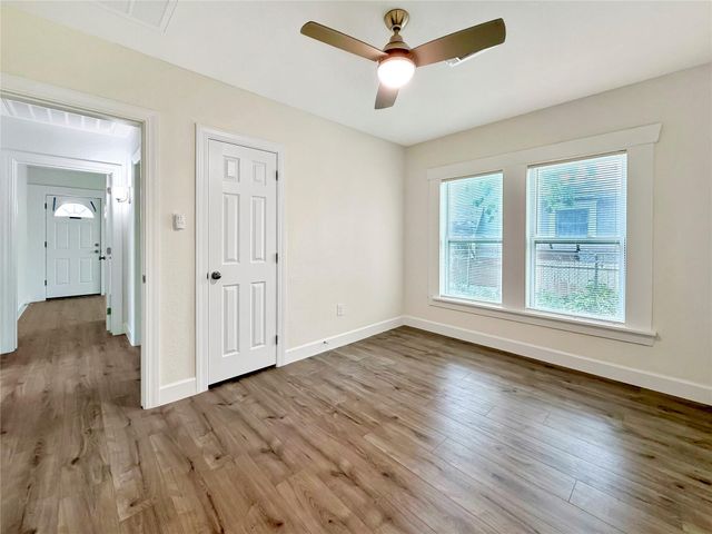 6818 Avenue O, Houston, TX 77011