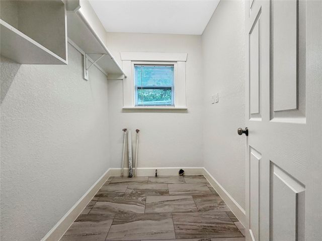 6818 Avenue O, Houston, TX 77011