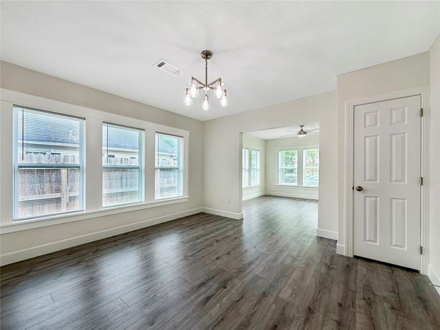 6818 Avenue O, Houston, TX 77011