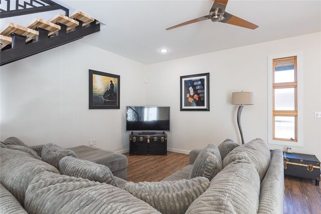 711 S Washington Avenue, Fayetteville, AR 72701