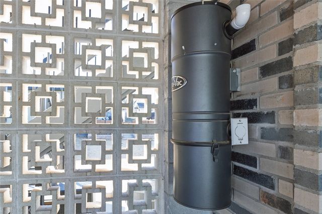 711 S Washington Avenue, Fayetteville, AR 72701