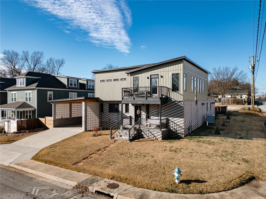 711 S Washington Avenue, Fayetteville, AR 72701