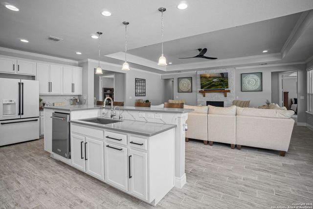 12811 Azalea Xing, San Antonio, TX 78253