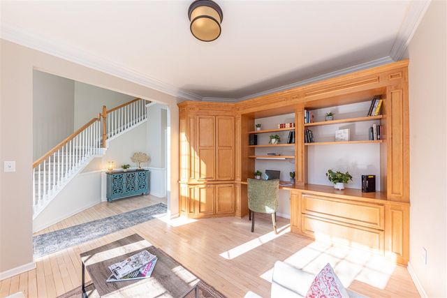 2130 Springwood Court, Ann Arbor, MI 48103