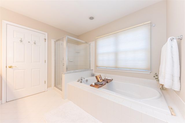 2130 Springwood Court, Ann Arbor, MI 48103