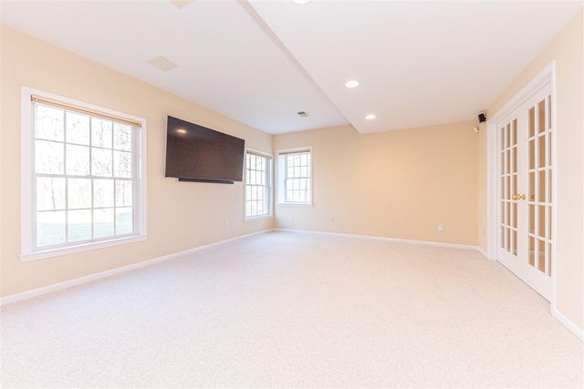 2130 Springwood Court, Ann Arbor, MI 48103