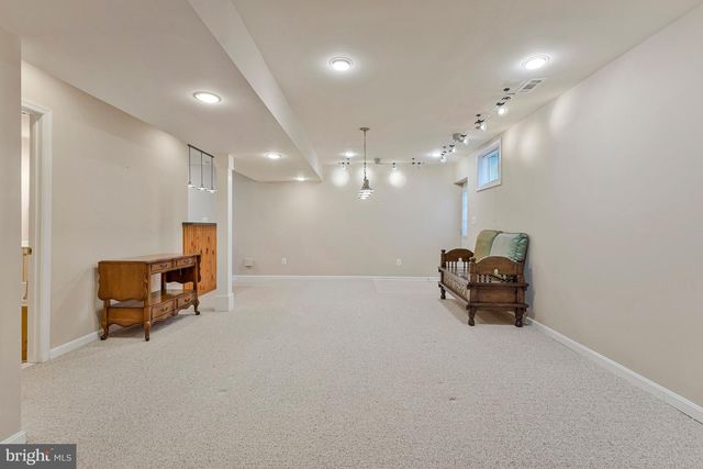 18218 RED ROCK WAY, Leesburg, VA 20176