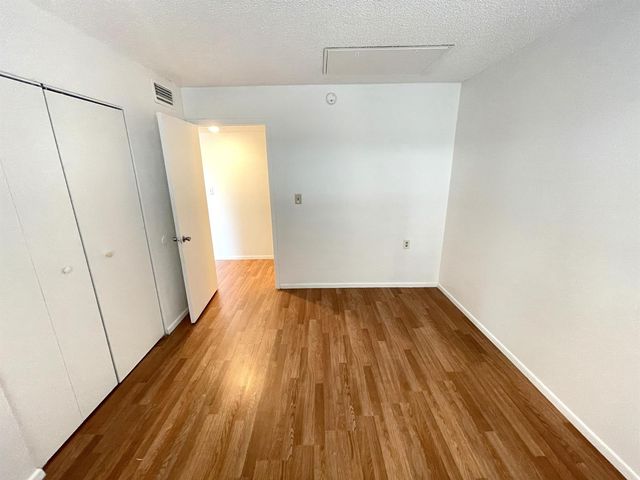 1068 N Benoist Farms Road 312, West Palm Beach, FL 33411