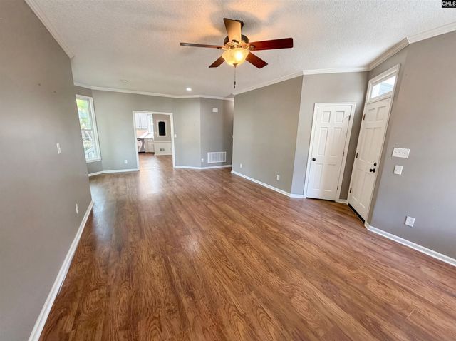 204 Wallace Circle, Lexington, SC 29073