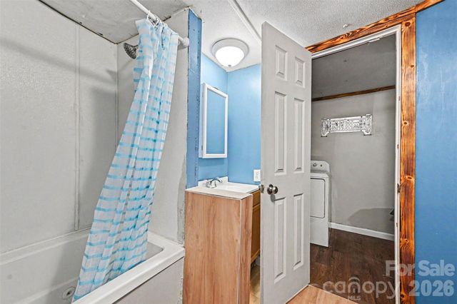 111 Oak Brook Drive, Mooresville, NC 28115