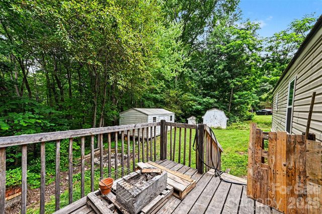 111 Oak Brook Drive, Mooresville, NC 28115