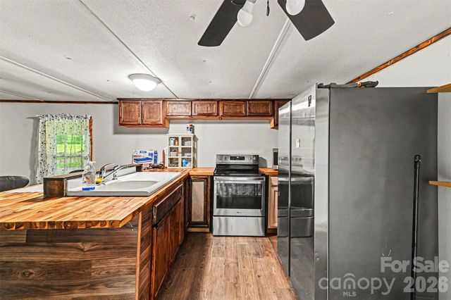 111 Oak Brook Drive, Mooresville, NC 28115